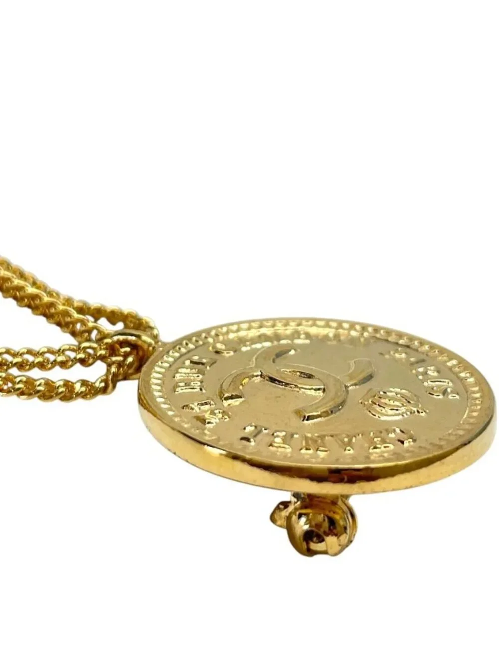 Chanel Brooch Quilted Bag Metal Gold Light Weight Power
